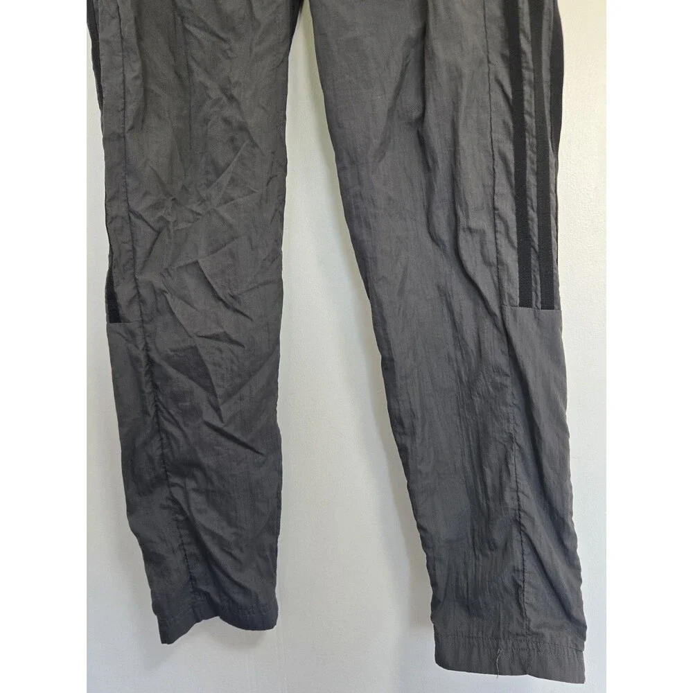 adidas Pants Mens Size S Tiro Woven Grey Six JE4097 Athletic Gym